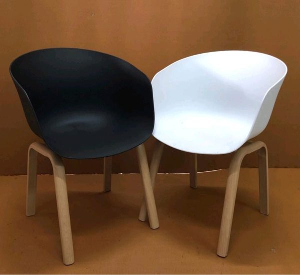 FURNITURE ITEM CHAIR